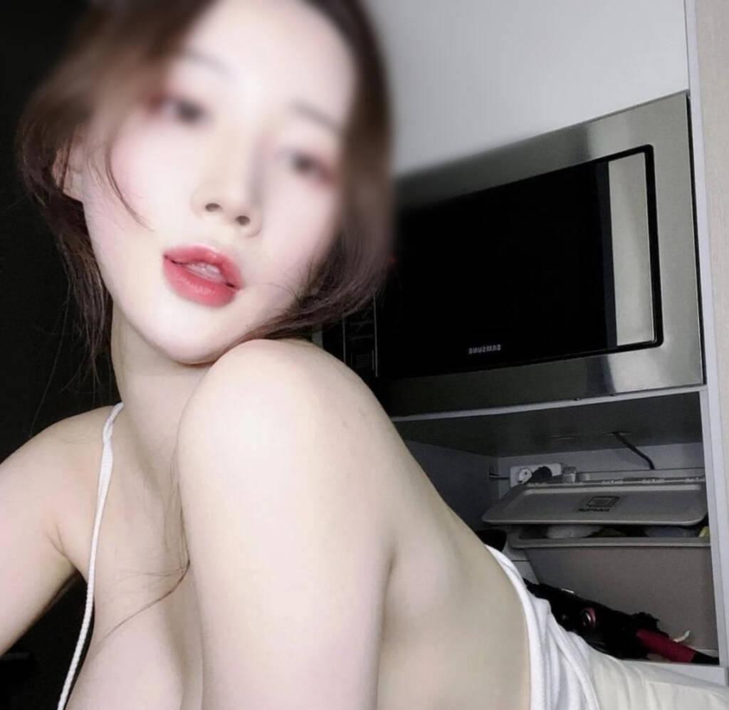 Escorts Vancouver, British Columbia Korean604.com