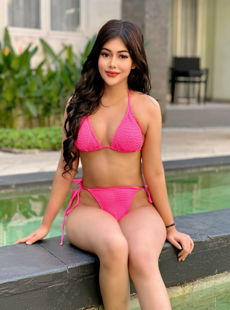 Escorts Denpasar, Indonesia Vania