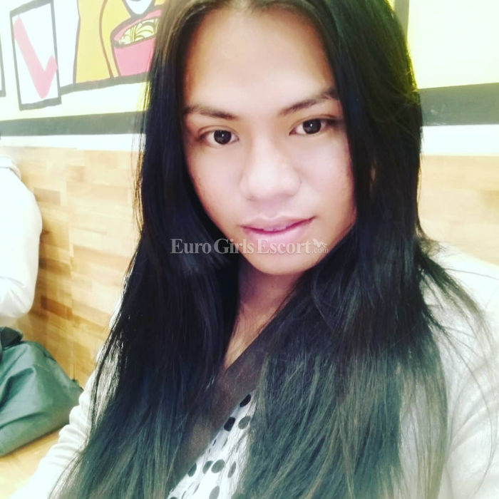 Escorts Makati City, Philippines Andrea_sweet