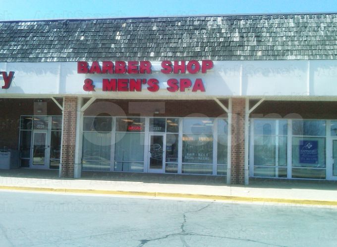 Woodbridge, Virginia Tackett's Mill Barber Shop