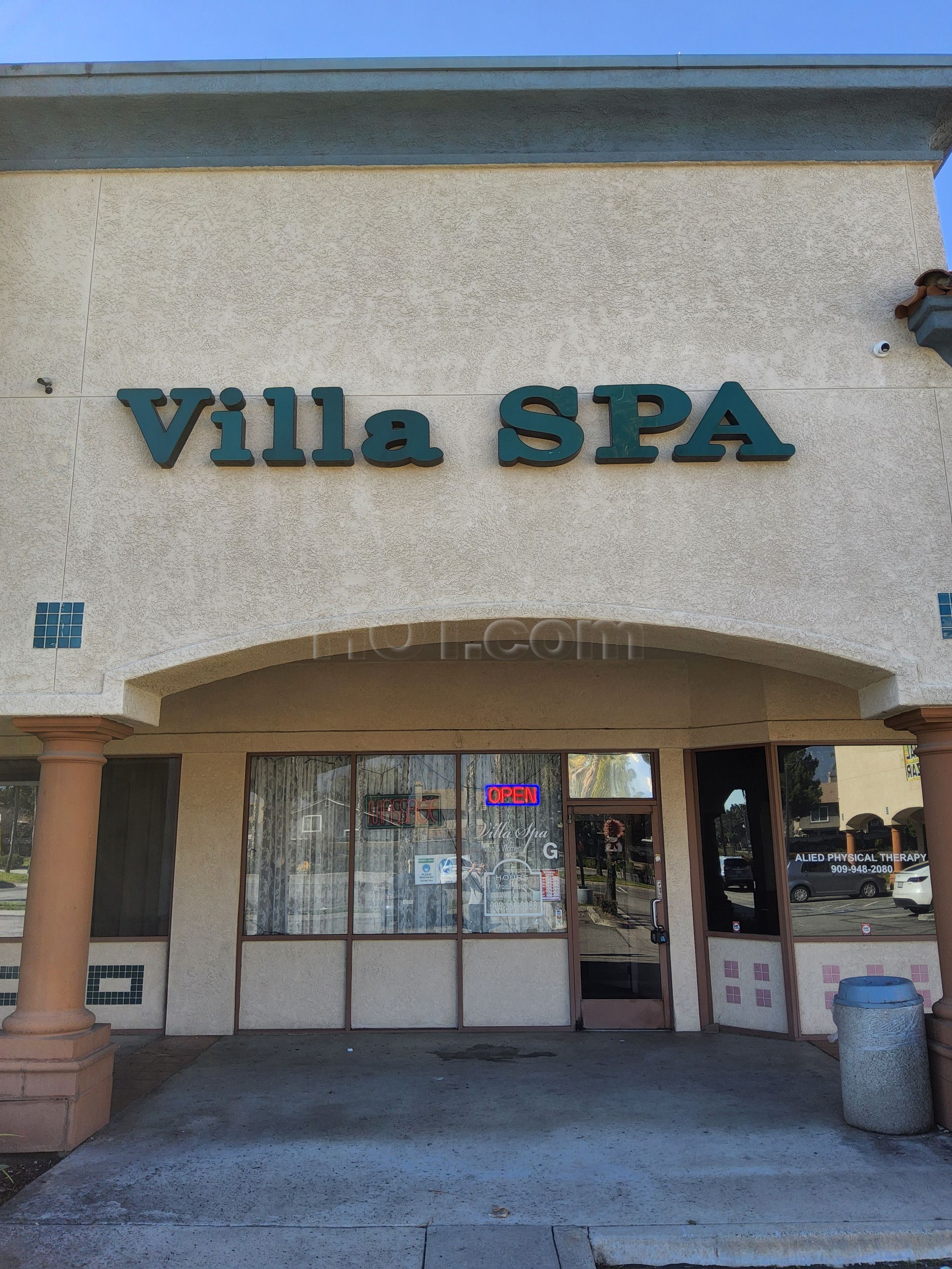 Fontana, California Villa Spa