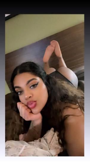 Escorts Queens, New York EXOTIC INDIAN GYAL HORNEY AND SOAKING WET COME EXPERIENCE THIS CREAMY PUSSY !!!