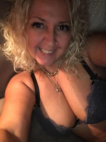 Escorts Galveston, Texas 😘Sexy, experienced MILF, Bbjjj Queen, Available /💯✅