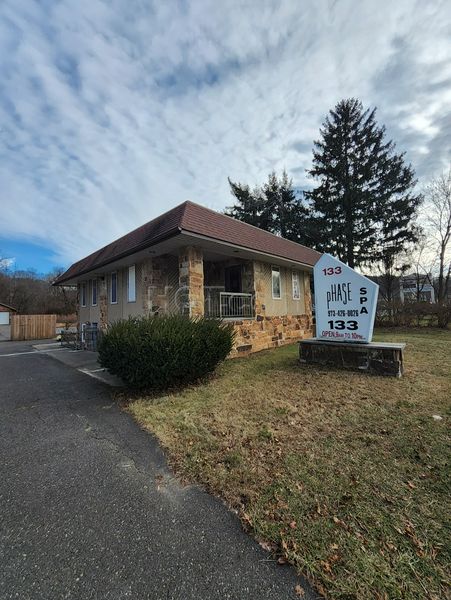 Massage Parlors Budd Lake, New Jersey Phases Spa