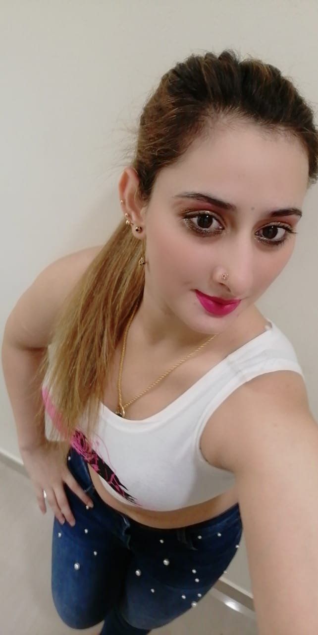 Escorts United Arab Emirates Sonal Busty Girl