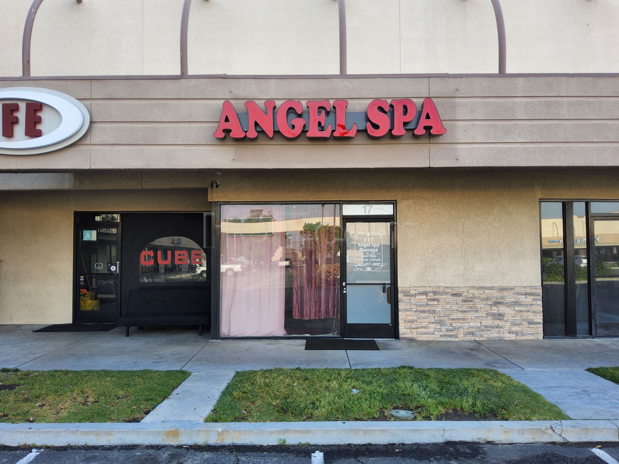 Santa Clarita, California Angel Spa