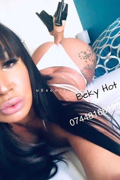 Escorts Swindon, England Becky Hot