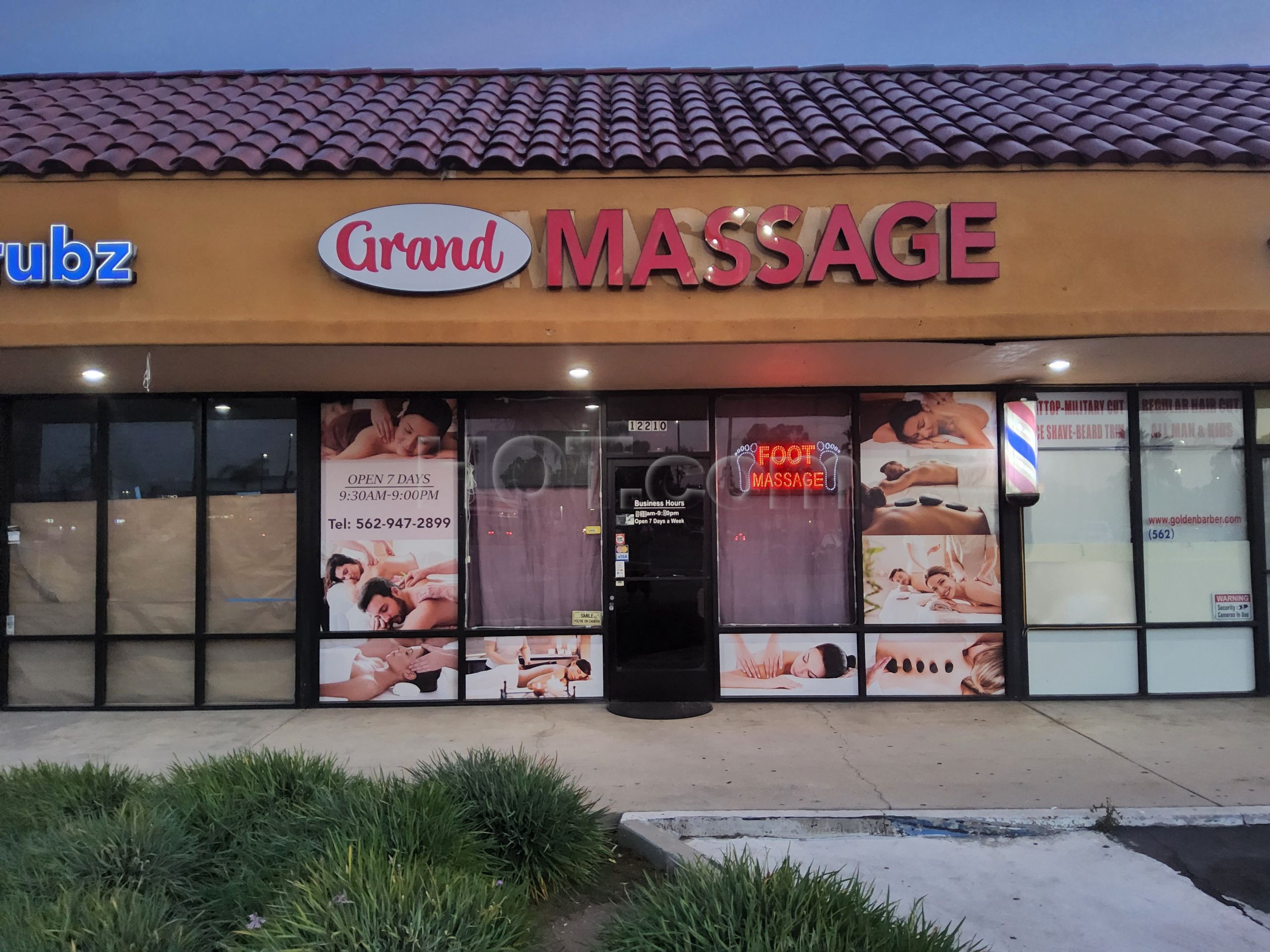 La Mirada, California Grand Massage