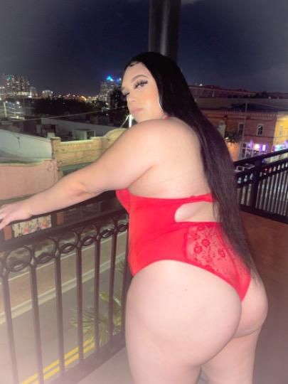 Pretty & Thick🍑 Fully Verse Baddie Skye 💦🔥 Visiting✈ Verification Available 📲 Throat Goat😜 🔥Prettiest in the city❤ & I'm real & can video verify📲