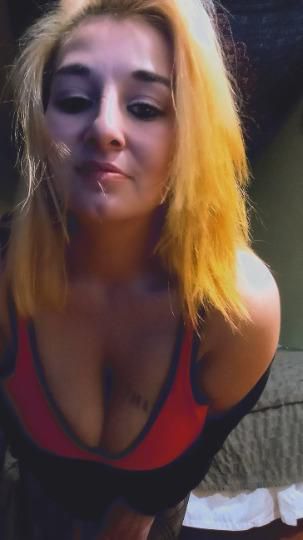 Escorts Louisville, Kentucky Make Room For SincyBaby Cuz she is HERE, SEXY, WET💦 & WAITING FOR YOU🫵Junk that LAME &, GET U A FLAME🔥  35 -