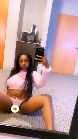 Escorts Richmond, Virginia CATCH ME WHILE IM HERE 🥰🏆 Exotic Milk Chocolate Ebony Freak NEAR YOU !!