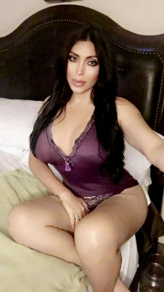 Escorts Palmdale, California SALMAH