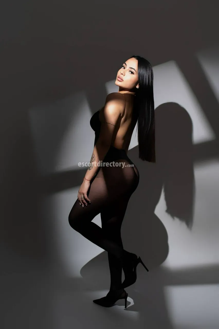 Escorts London, England jade06