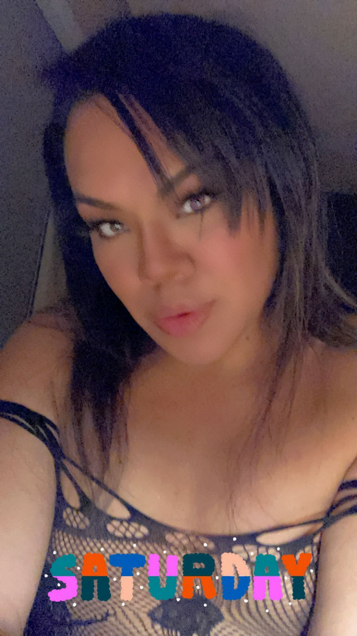 Escorts Queens, New York KRYSS HORNY LATINA