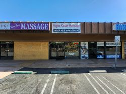 Sherman Oaks, California Super Relax Foot Massage