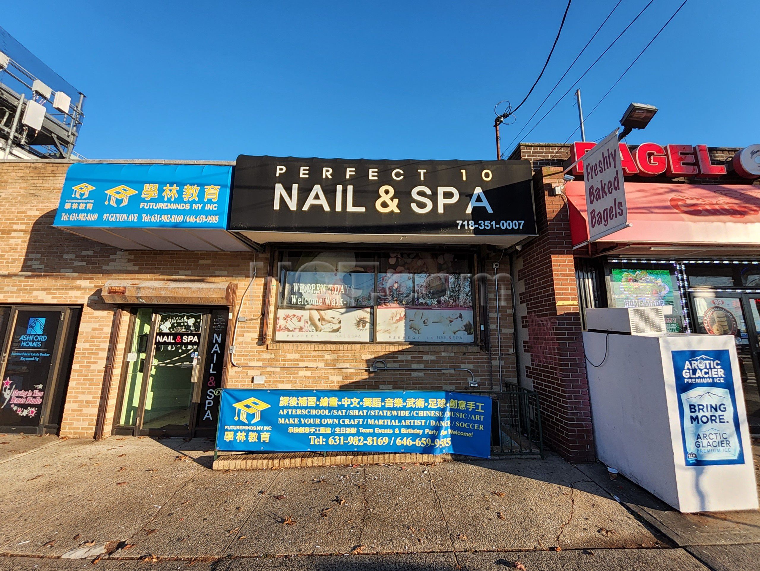 Staten Island, New York Perfect 10 Nails & Spa