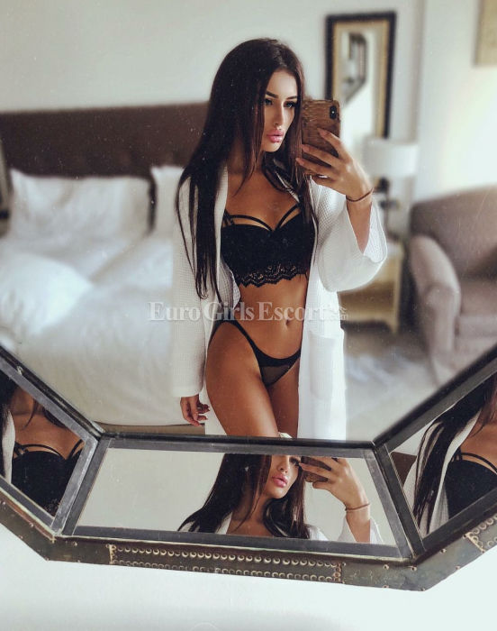 Escorts Lviv, Ukraine Arina