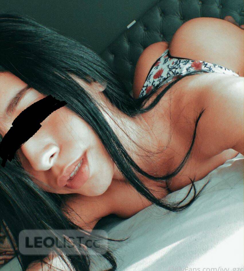 Unique Slim and Sensual Colombian girl
