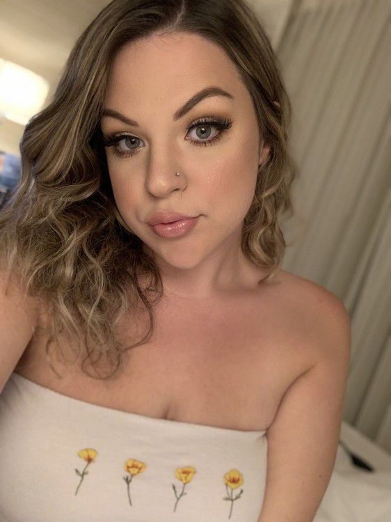 Escorts Ventura, California Kenziebabyy98