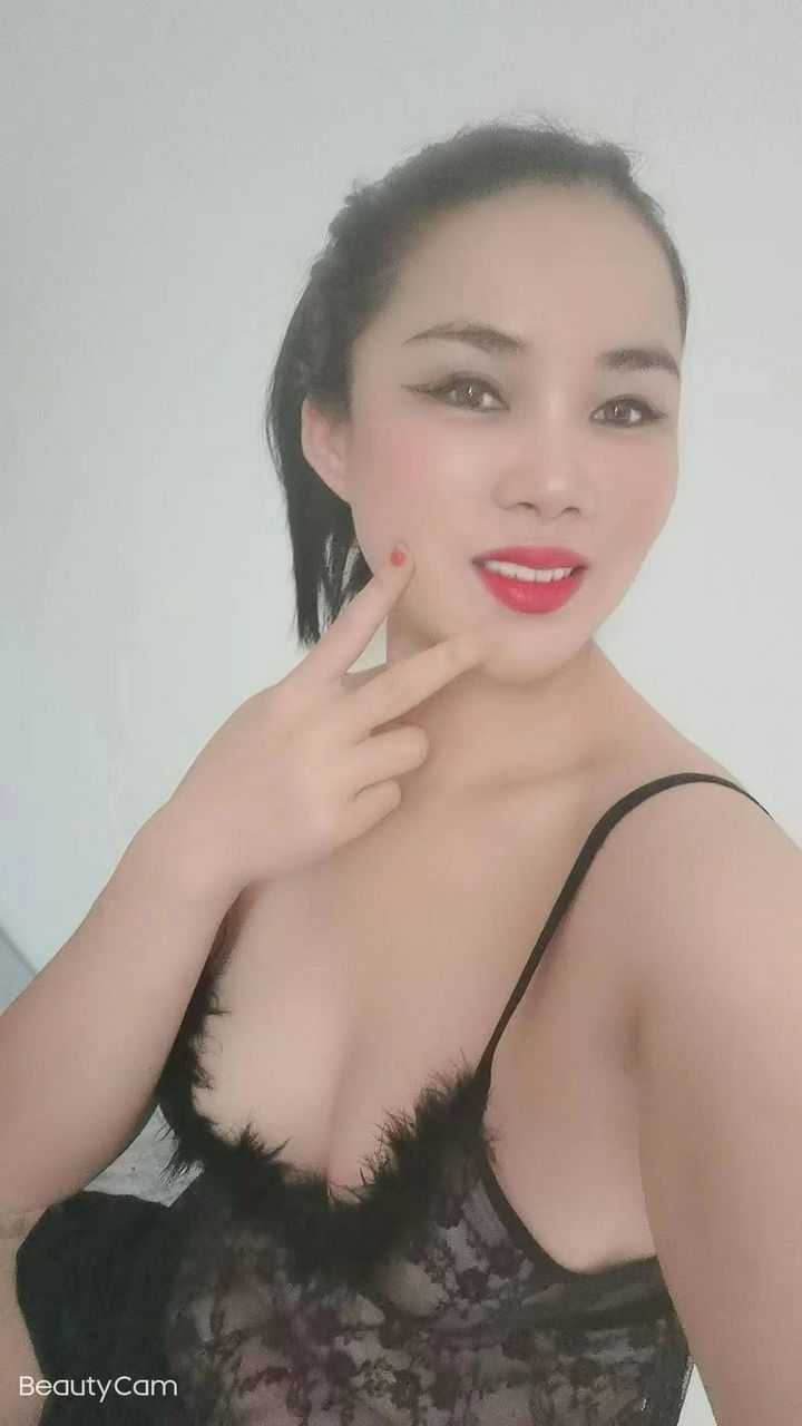 Escorts Kuwait City, Kuwait Amy Sexy Girl