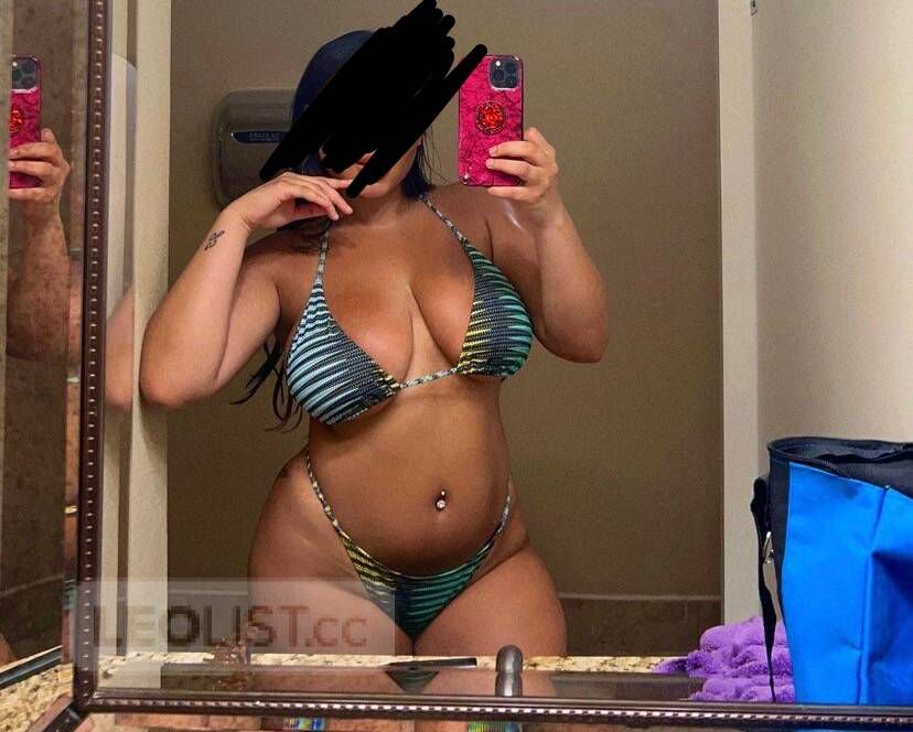 Escorts Brossard, Quebec SEXY BREZILIENNE A BROSSARD ༶T✪TAL KN✪CK✪uT STRAP ON QUEEN