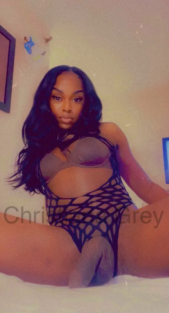 Escorts West Hollywood, California 9INCH MISTRESS CHRIS