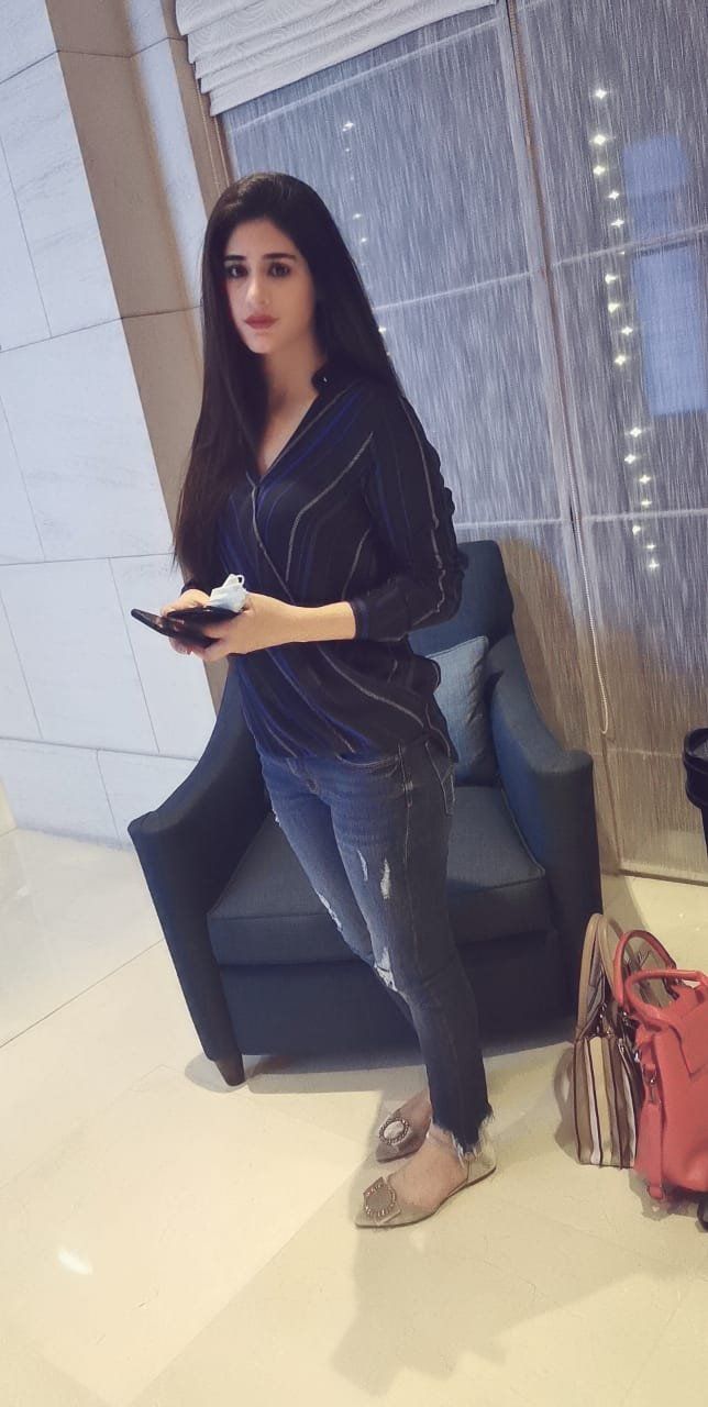 Escorts Abu Dhabi, United Arab Emirates Katrina Indian Girl