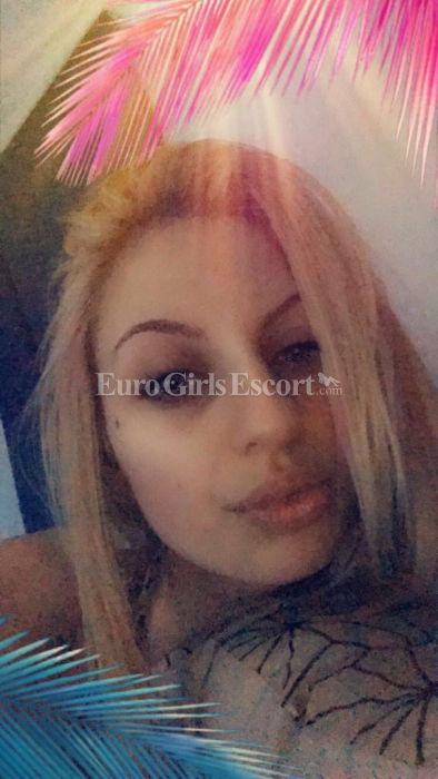 Escorts Hamburg, Germany Julia sexy