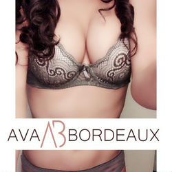 Escorts Lincoln, California AvaBordeaux