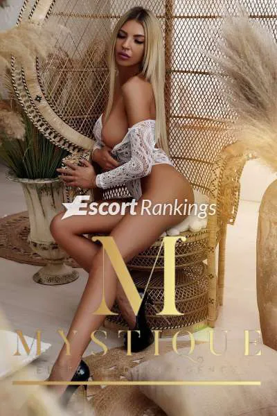 Escorts Watford, England Alexis Watford