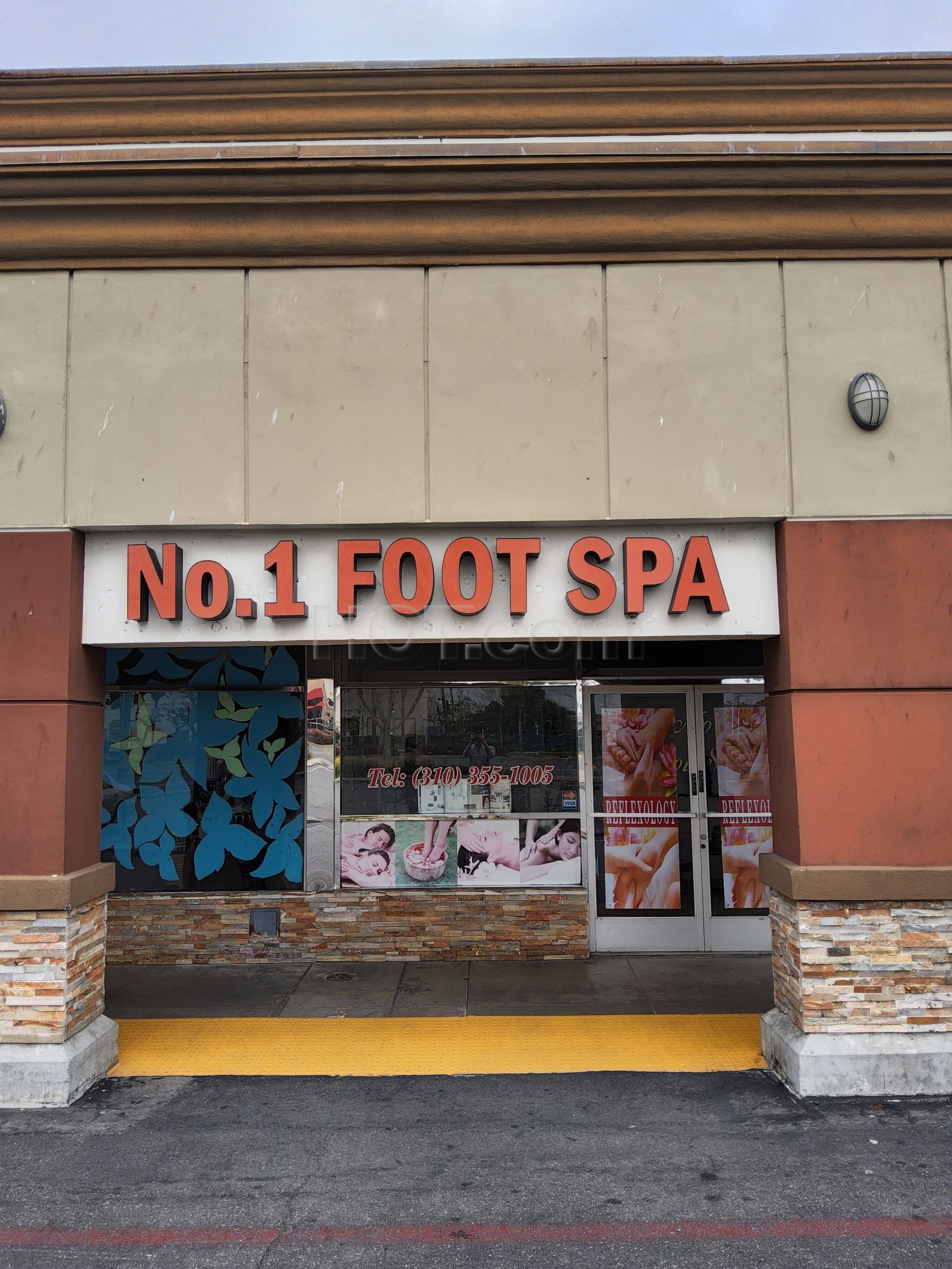 Lawndale, California No. 1 Foot Spa