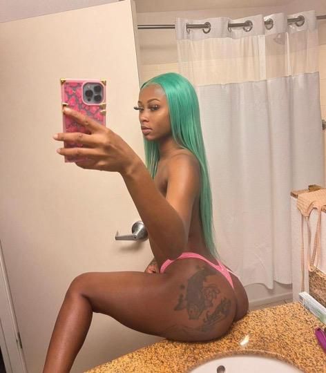 Escorts Fayetteville, North Carolina 💗Ebony Beauty queen🍓soft Boobs🍌Juicy Pussy💦 Secret Fuck💦INCALL/OUTCALL/CARFUN💦24/7 🍌Age:25  25 -