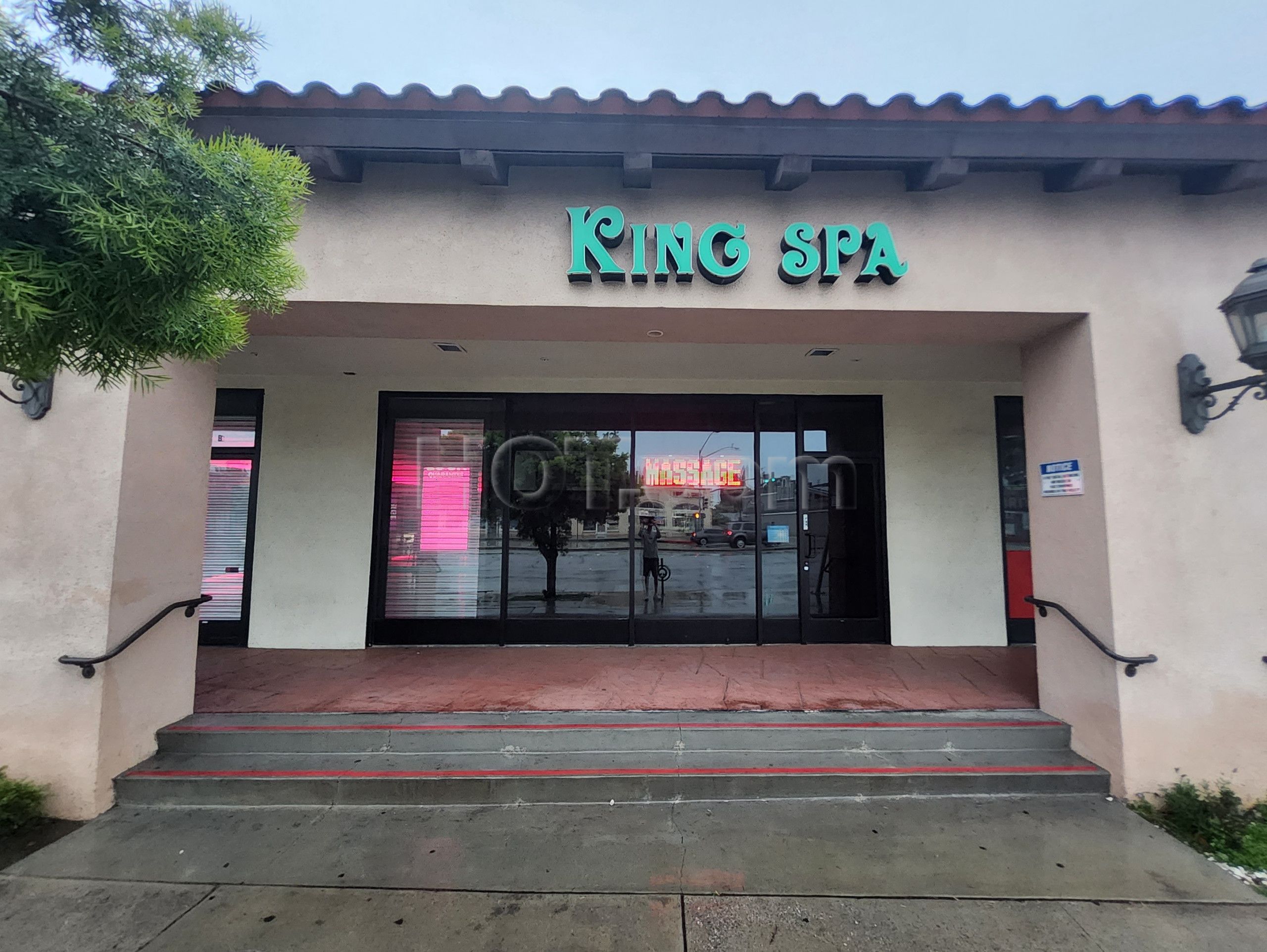 South Pasadena, California King Spa