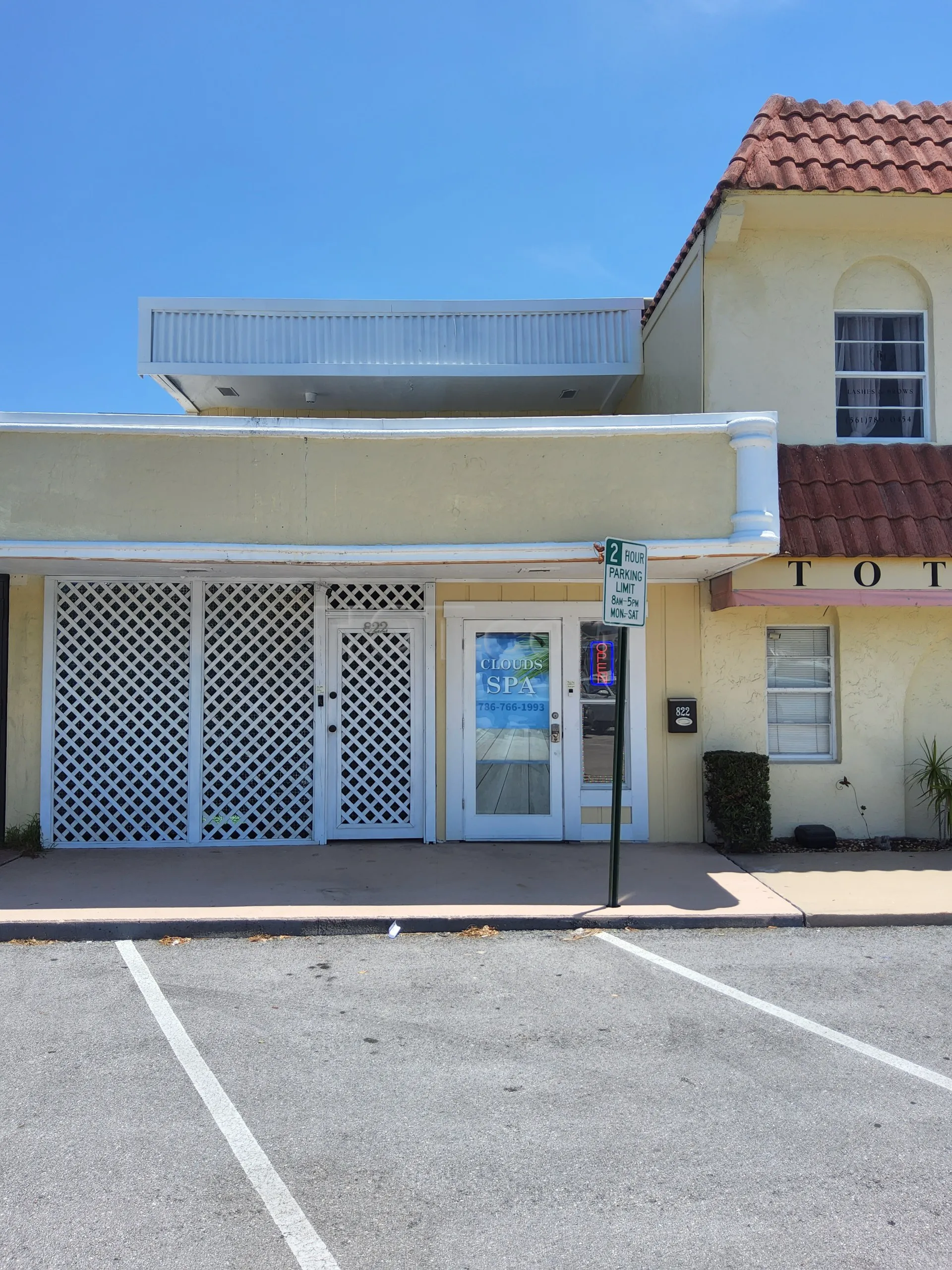 Deerfield Beach, Florida Cloud Spa