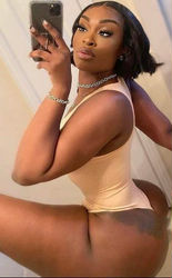 Escorts Cincinnati, Ohio Do not call if you dont like Big booty TRANSSEXUAL