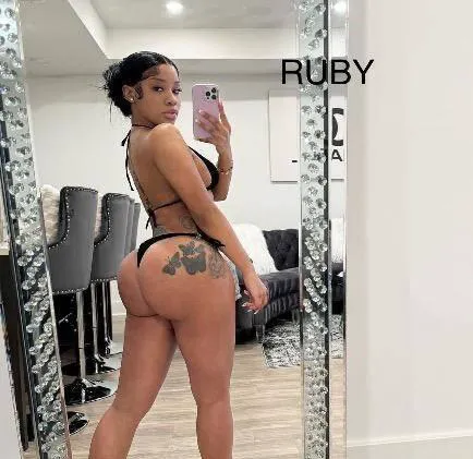 Escorts Vaughan, Ontario Ruby Rose