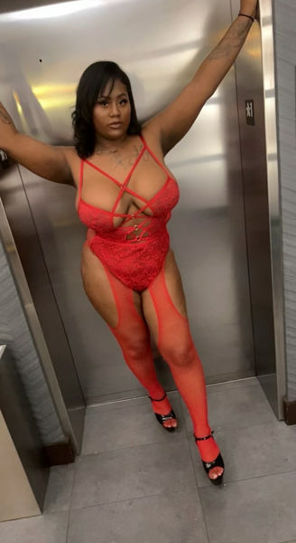 Escorts Richmond, Virginia Bustyybankz