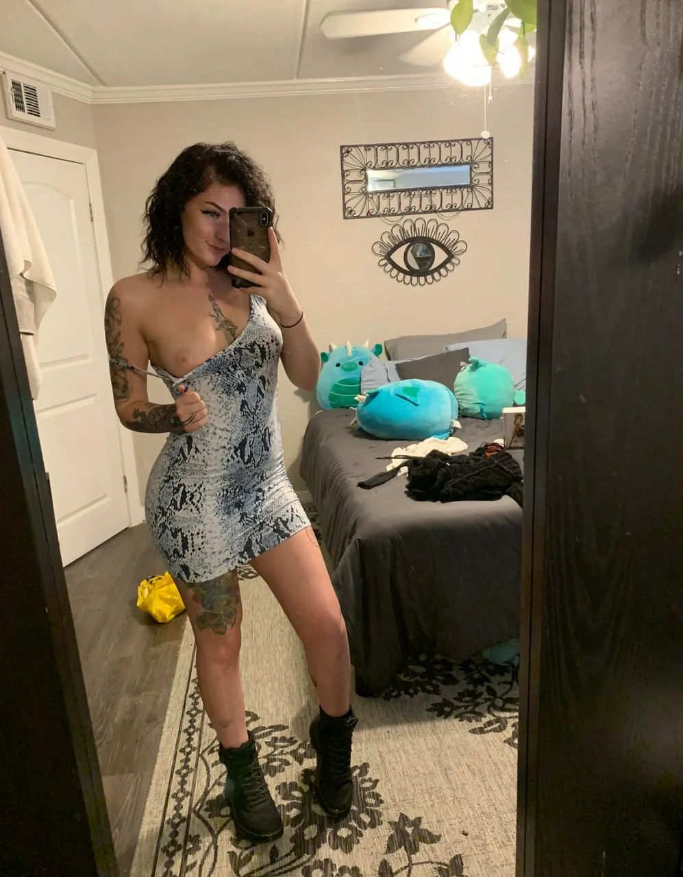 Escorts Dayton, Ohio Am down for some fun send me a text on my snap cxJordan -