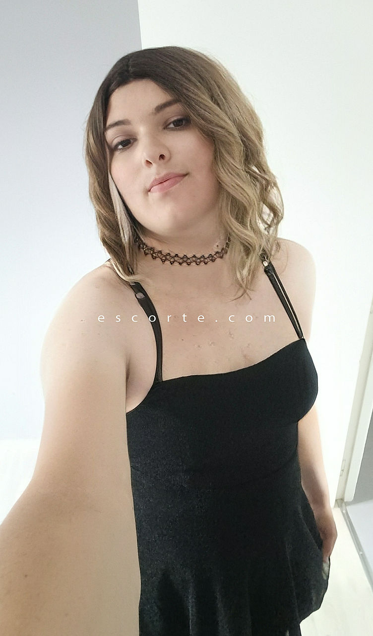 Escorts Cherbourg-Octeville, France sophie