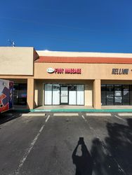 Santa Clarita, California China Foot Massage