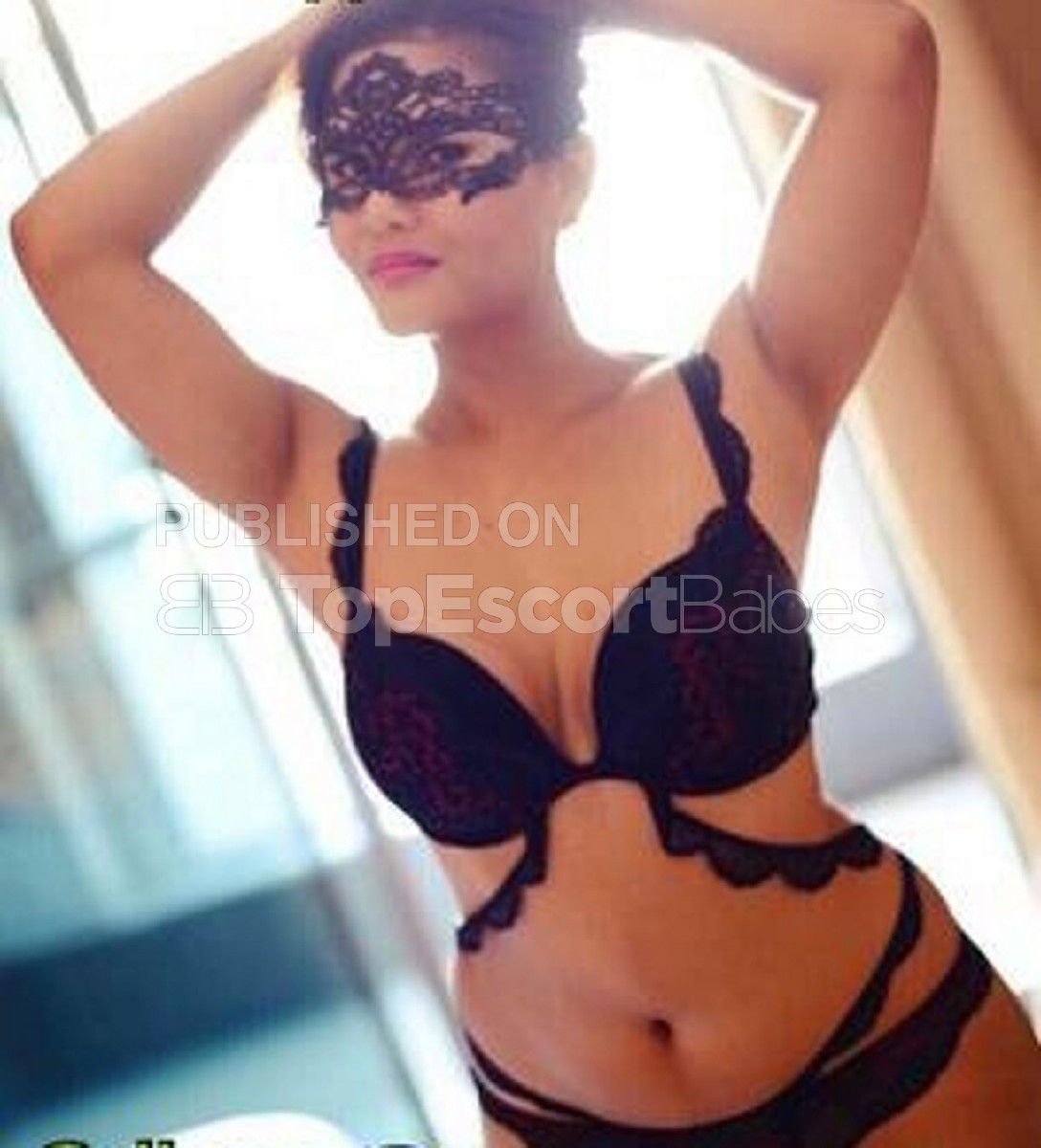 Escorts Berlin, Germany Bella lets have fun together