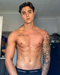 Escorts Ballarat Central, Australia Sexy British Boy