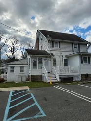 Chester, New Jersey Ly Massage Center