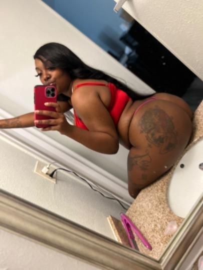 Escorts Albany, New York EBONY Queen💦Hookup lets_!!Play😋OUTCALL☎INCALL🚗CARFUN💝Available /