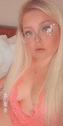 Escorts Kansas City, Kansas KcSnowbunny