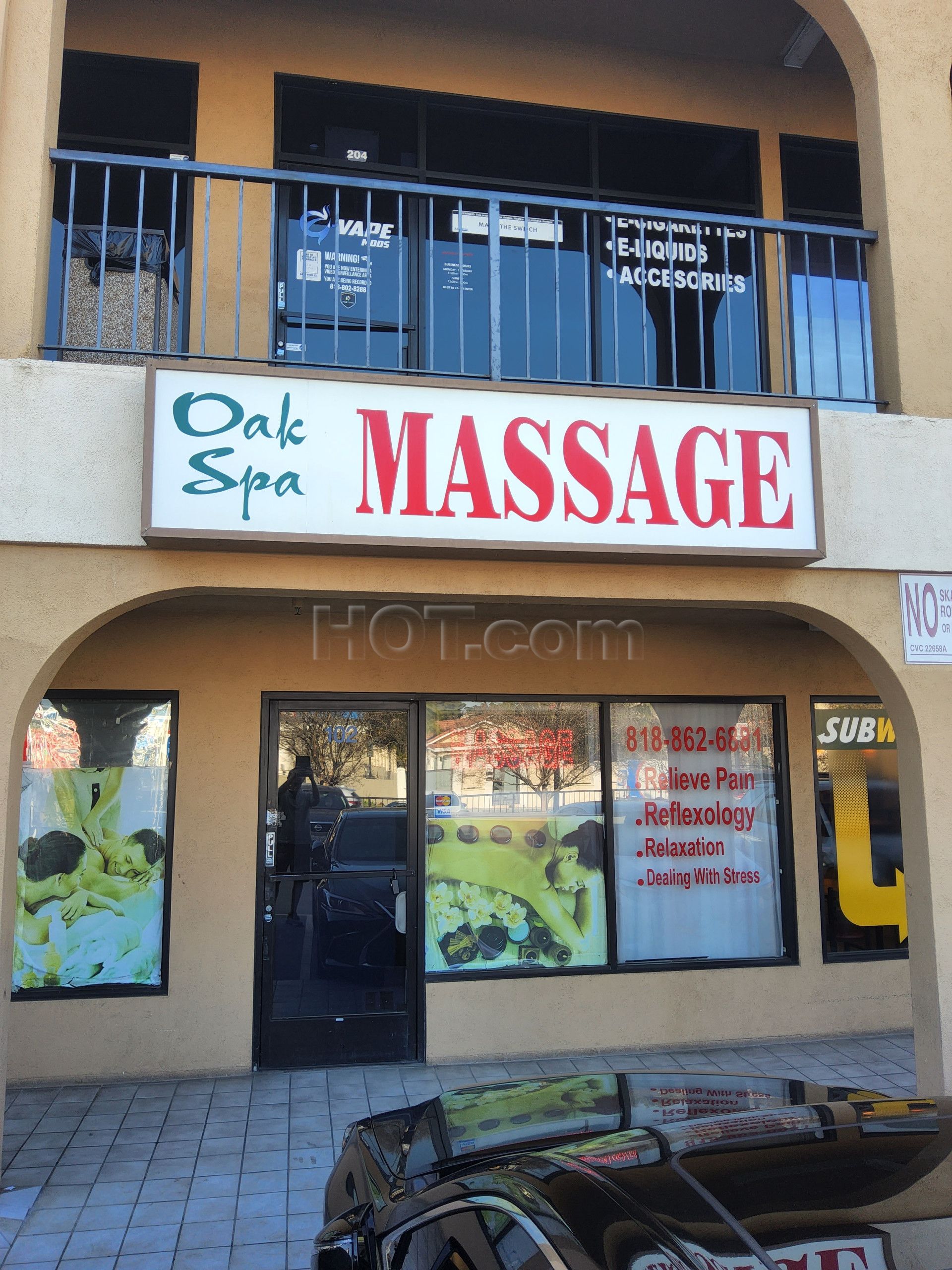 Burbank, California Oak Spa Massage