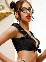 Escorts London, England Susan 5063