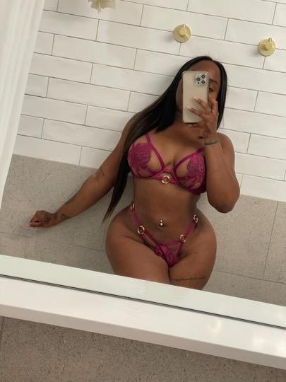 Escorts Oshawa, Ontario Chanel Skye