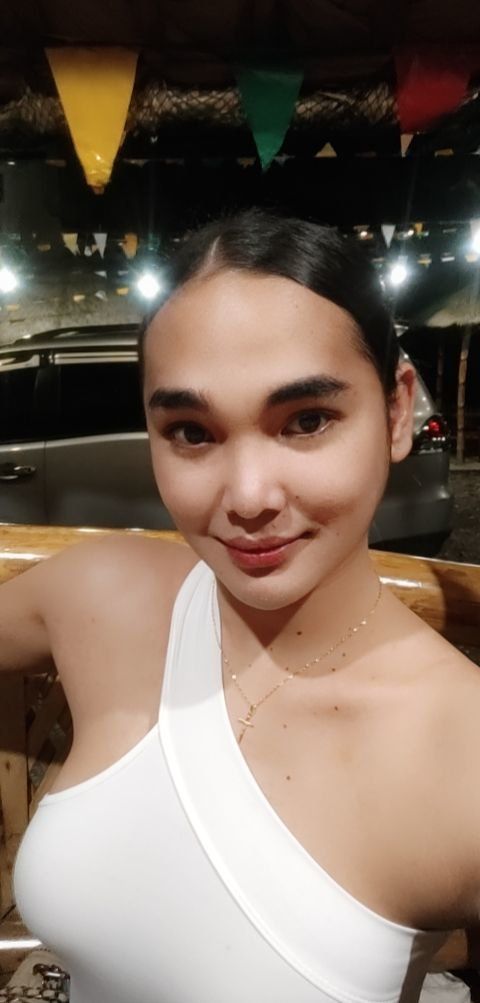 Escorts Manila, Philippines CAM SHOW