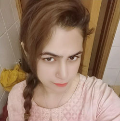 Escorts United Arab Emirates Javeria Indian Girl